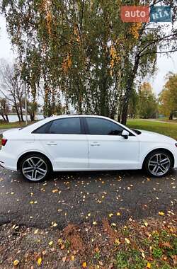 Седан Audi A3 2018 в 