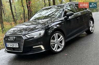 Хетчбек Audi A3 2017 в 