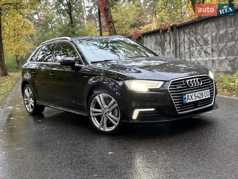 Хетчбек Audi A3 2017 в Києві