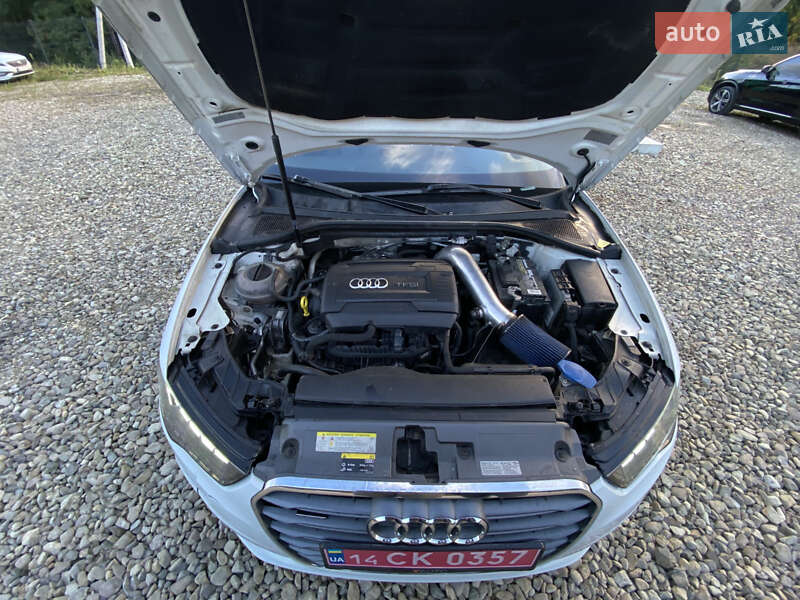Седан Audi A3 2014 в Львові