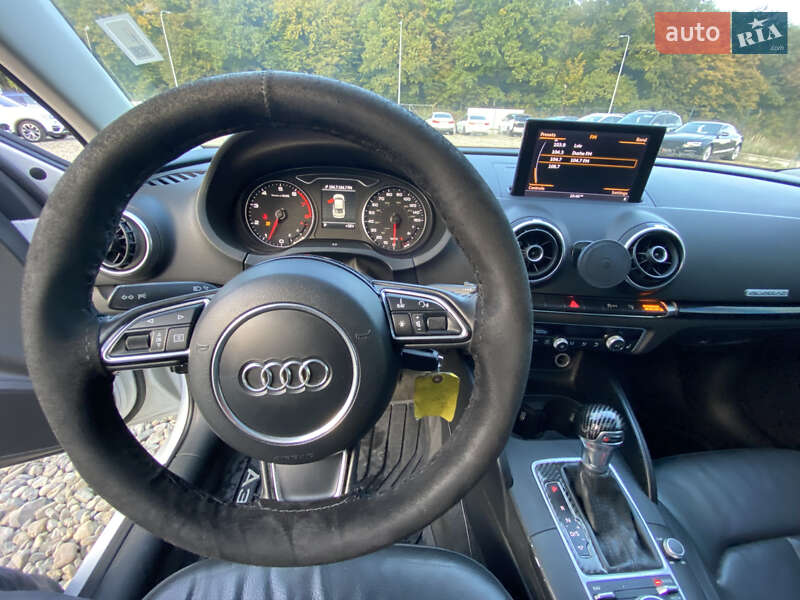 Седан Audi A3 2014 в Львові