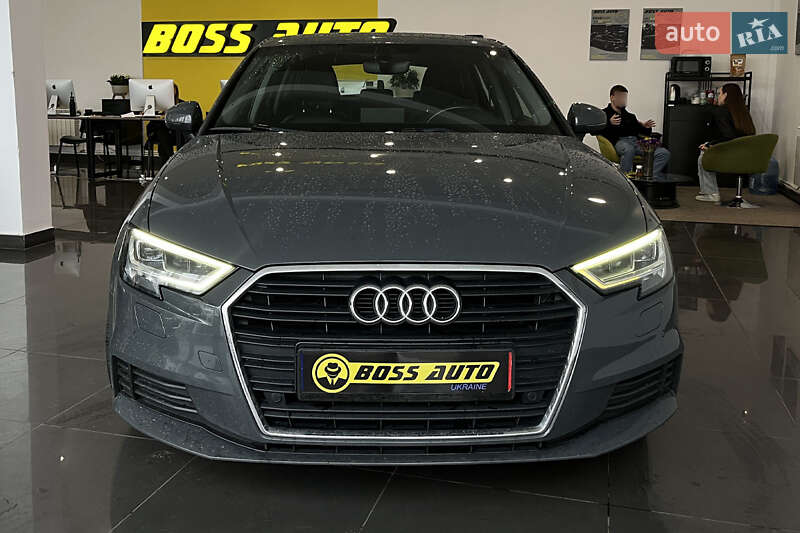 Хэтчбек Audi A3 2019 в Шептицькому