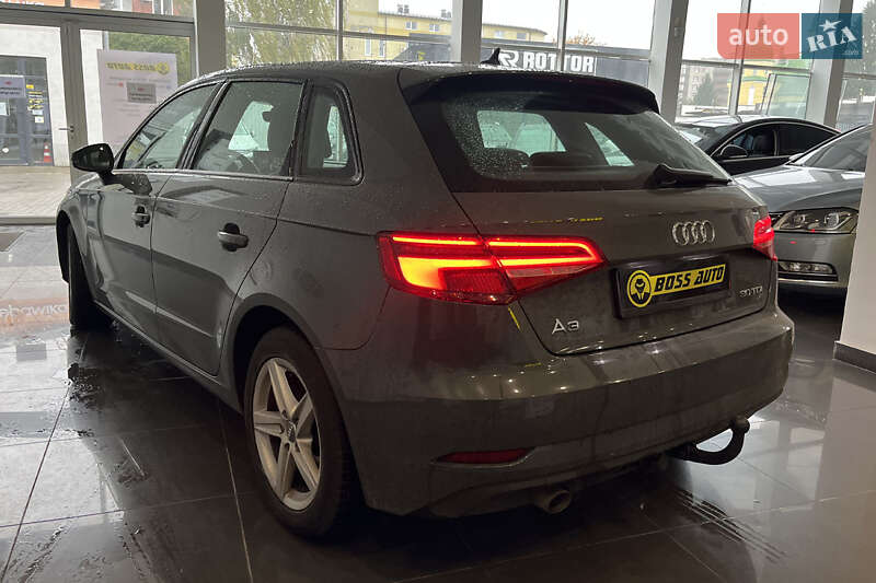 Хэтчбек Audi A3 2019 в Шептицькому