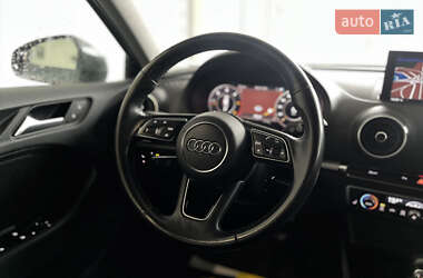 Хетчбек Audi A3 2019 в 