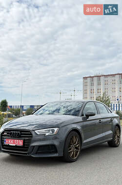 Седан Audi A3 2016 в 