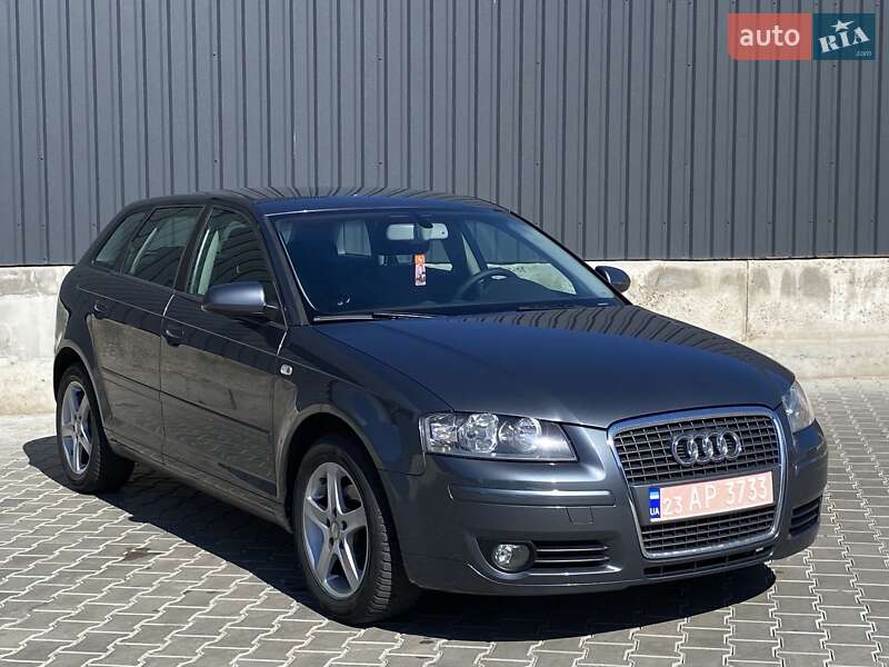 Хэтчбек Audi A3 2007 в 