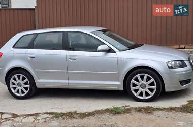 Хетчбек Audi A3 2005 в  фото 15 Хетчбек Audi A3 2005 в