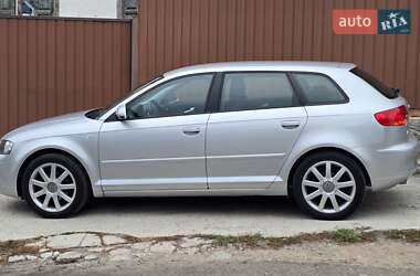 Хетчбек Audi A3 2005 в  фото 27 Хетчбек Audi A3 2005 в