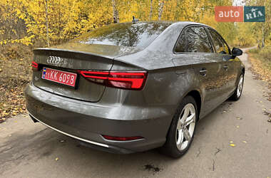 Седан Audi A3 2017 в 