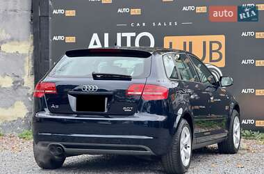 Хэтчбек Audi A3 2012 в 