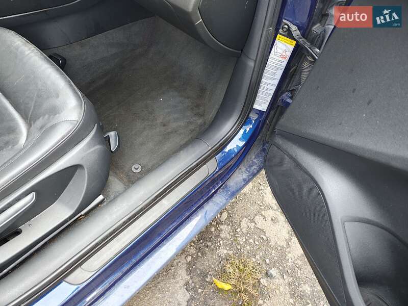 Седан Audi A3 2015 в Рівному