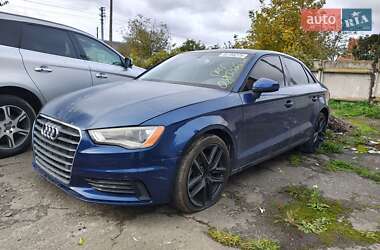 Седан Audi A3 2015 в Рівному