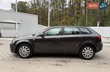 Хетчбек Audi A3 2006 в 