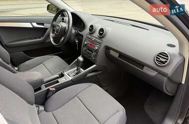 Хетчбек Audi A3 2006 в 