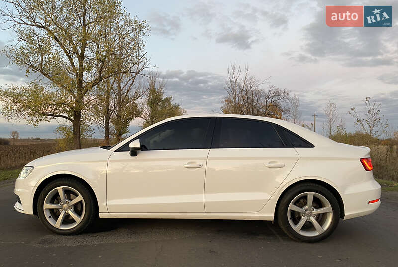 Седан Audi A3 2015 в Балаклее