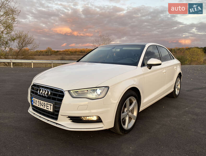 Седан Audi A3 2015 в Балаклее