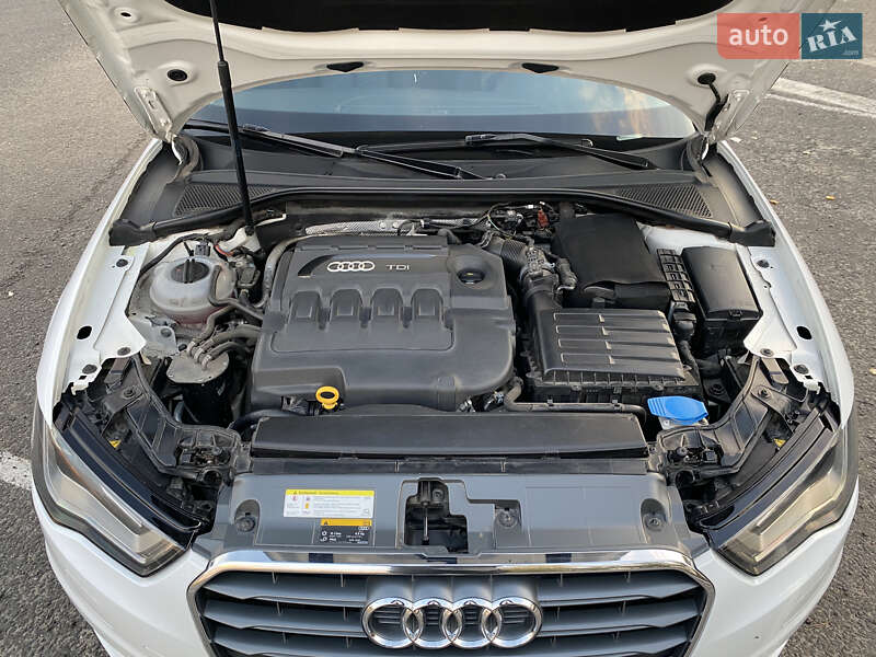 Седан Audi A3 2015 в Балаклее