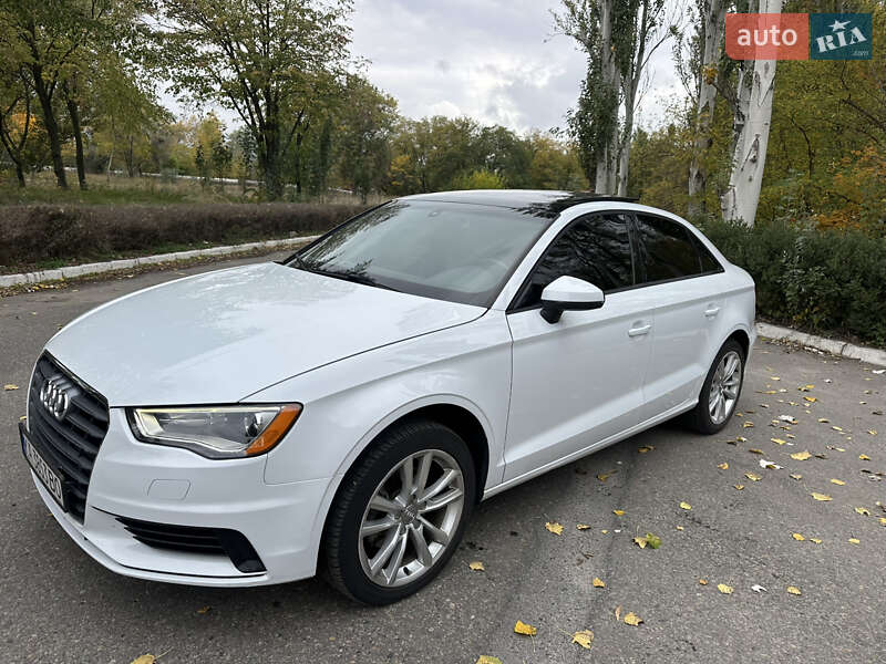 Седан Audi A3 2014 в Дніпрі фото 3 Седан Audi A3 2014 в Дніпрі