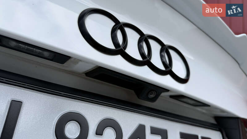 Седан Audi A3 2016 в Киеве