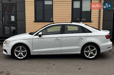 Седан Audi A3 2015 в 