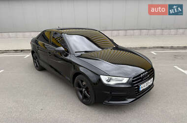 Седан Audi A3 2014 в  фото 3 Седан Audi A3 2014 в