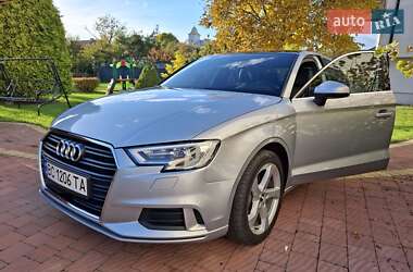 Седан Audi A3 2018 в 
