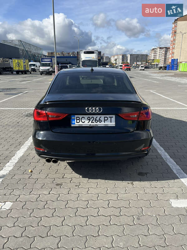 Седан Audi A3 2014 в Ивано-Франковске