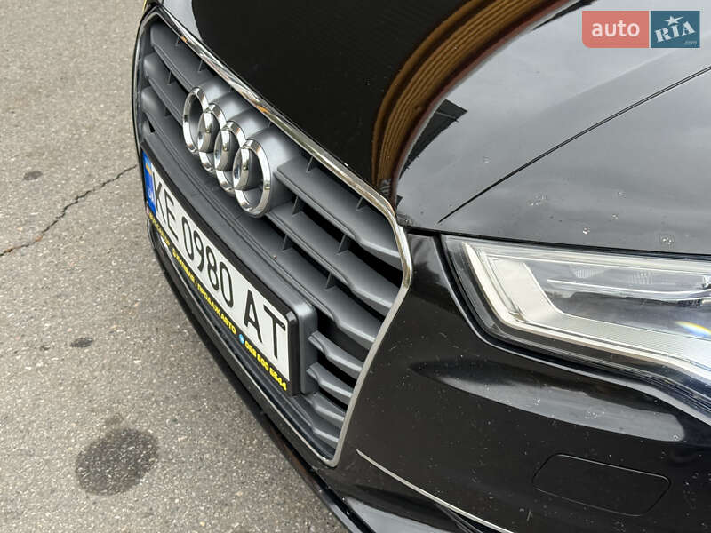 Седан Audi A3 2014 в Дніпрі
