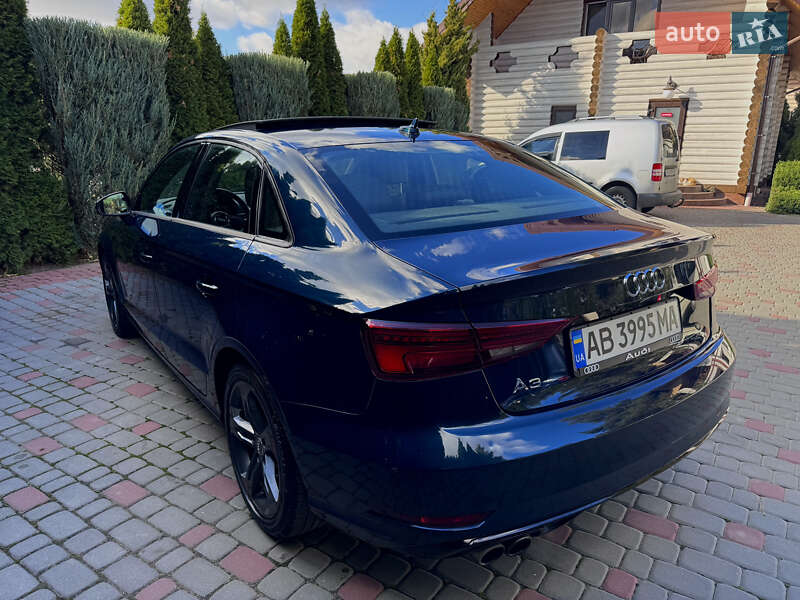 Седан Audi A3 2017 в Виннице