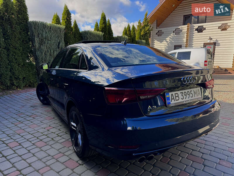 Седан Audi A3 2017 в Виннице