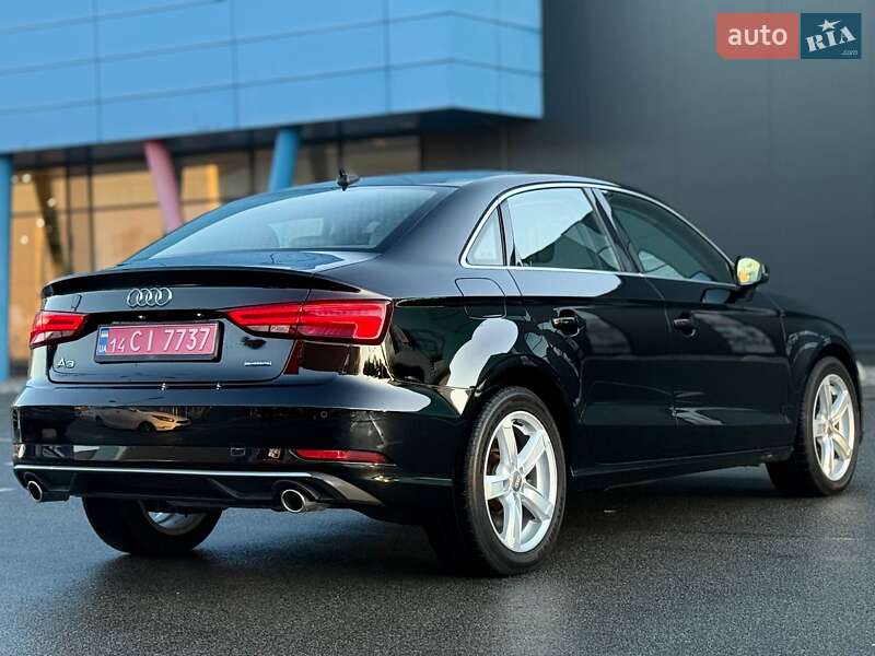 Седан Audi A3 2020 в Киеве
