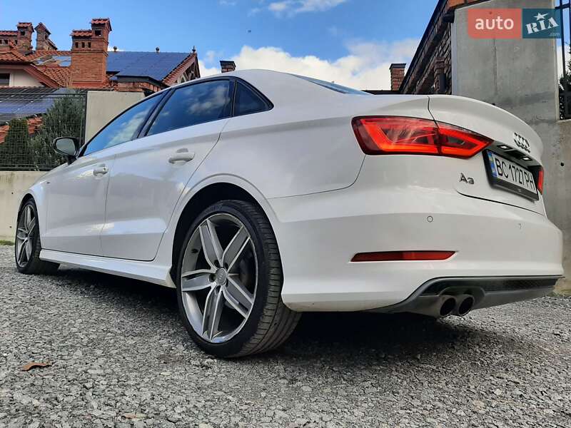 Хэтчбек Audi A3 2015 в Львове