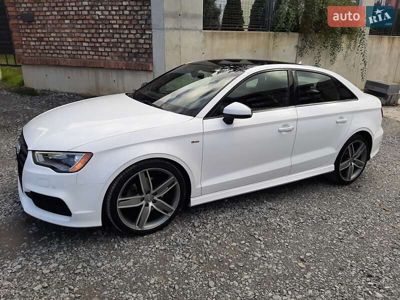 Хэтчбек Audi A3 2015 в Львове