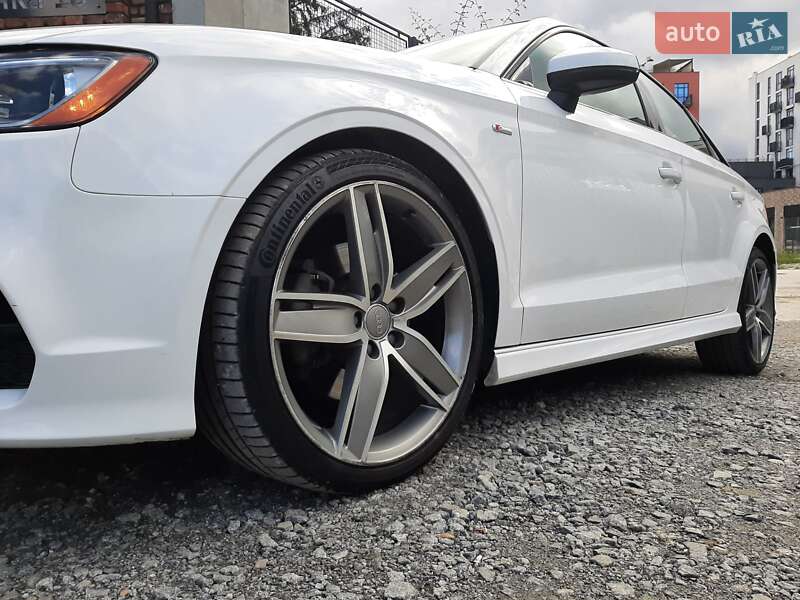 Хэтчбек Audi A3 2015 в Львове