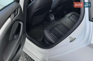 Хетчбек Audi A3 2015 в 