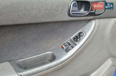 Хэтчбек Audi A3 1998 в 
