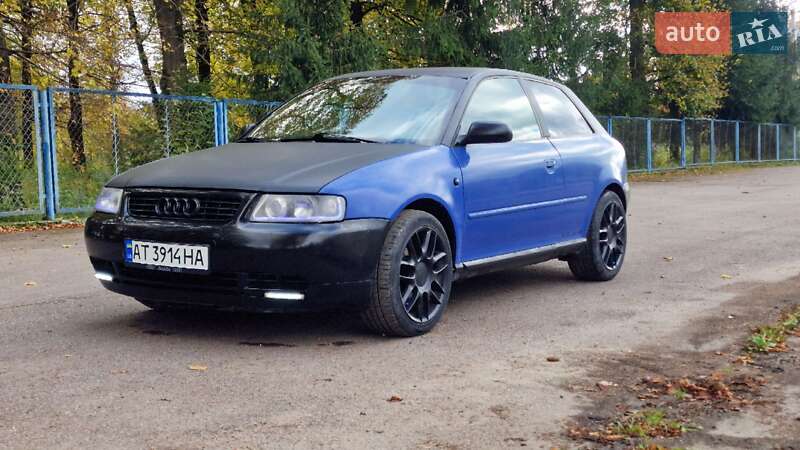 Хетчбек Audi A3 1998 в Хирові
