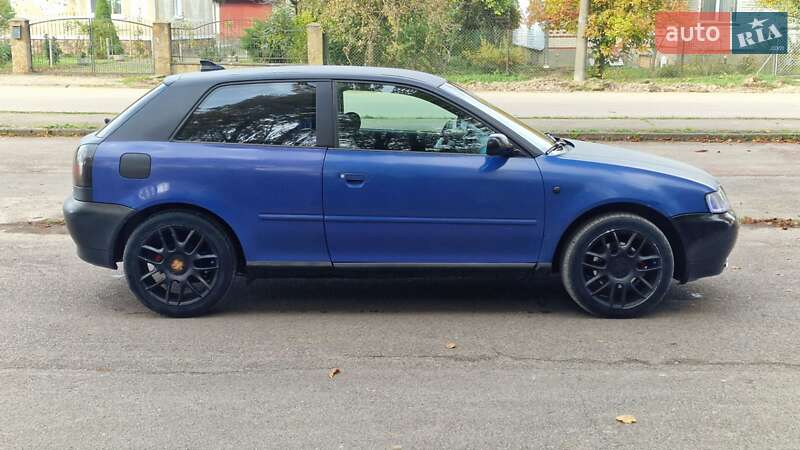 Хетчбек Audi A3 1998 в Хирові