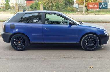 Хэтчбек Audi A3 1998 в 