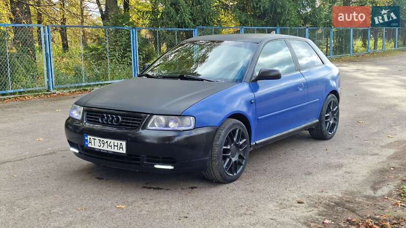 Хетчбек Audi A3 1998 в Хирові