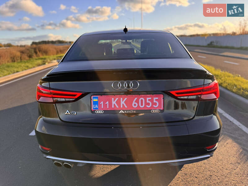 Седан Audi A3 2017 в Вінниці