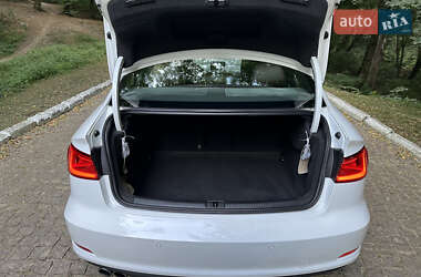 Седан Audi A3 2015 в 