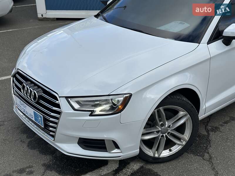 Седан Audi A3 2017 в Киеве фото 10 Седан Audi A3 2017 в Киеве