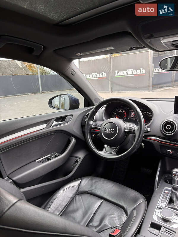 Седан Audi A3 2014 в Киеве