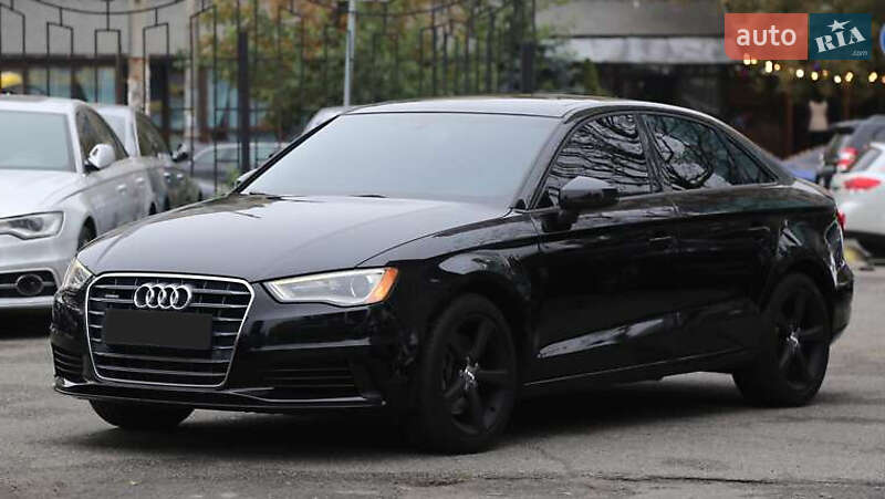 Седан Audi A3 2015 в Киеве