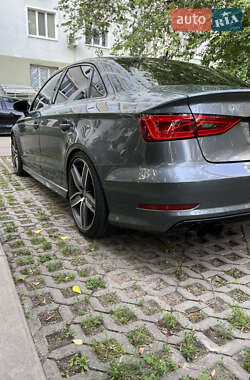 Седан Audi A3 2015 в 