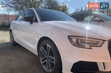 Седан Audi A3 2017 в 