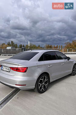 Седан Audi A3 2015 в 