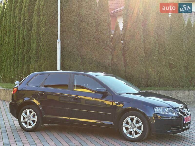 Хэтчбек Audi A3 2008 в Староконстантинове
