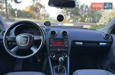 Хетчбек Audi A3 2008 в  фото 23 Хетчбек Audi A3 2008 в